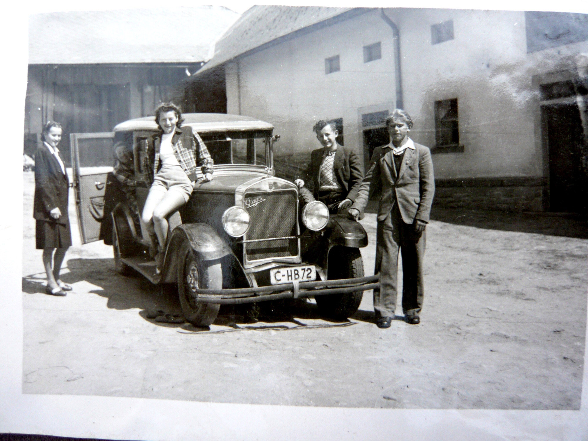 Praga Piccolo-auto Dolejšů, 1948